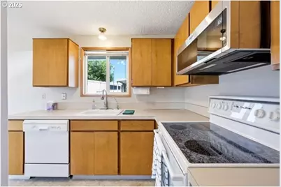 745 NE Fleming Ave #C22, Gresham, OR 97030 - Photo 11