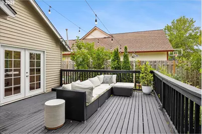 17500 NW Woodmere Ct, Beaverton, OR 97006 - Photo 35