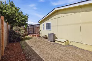 4055 Royal Ave, Eugene, OR 97402 - Photo 47