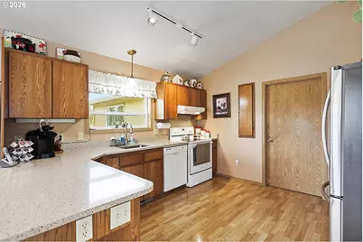 64 Seely Dr, Goldendale, WA 98620 - Photo 9