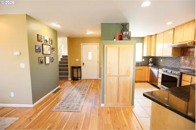 405 Elrod Ave, Maupin, OR 97037 - Photo 11