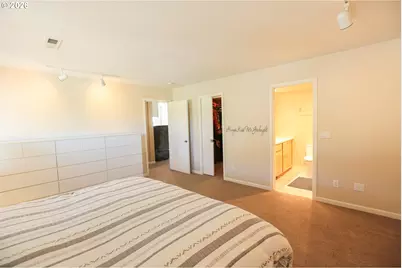 405 Elrod Ave, Maupin, OR 97037 - Photo 15
