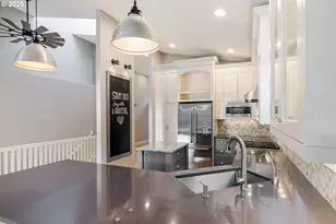 632 SE 38th Dr, Gresham, OR 97080 - Photo 13