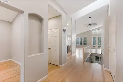 632 SE 38th Dr, Gresham, OR 97080 - Photo 5