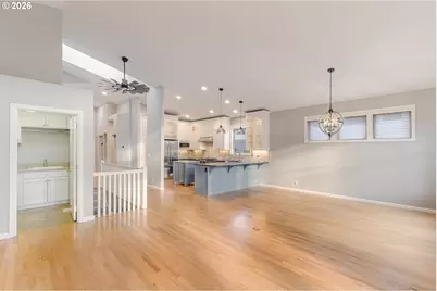 632 SE 38th Dr, Gresham, OR 97080 - Photo 9