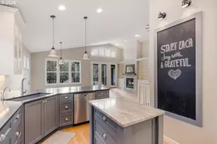 632 SE 38th Dr, Gresham, OR 97080 - Photo 15