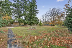1830 NE 132nd Ave, Portland, OR 97230 - Photo 11