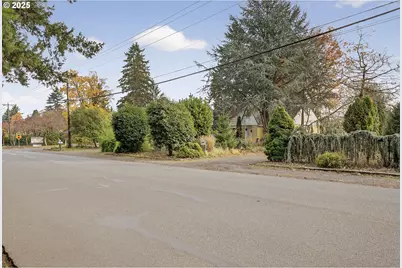 1830 NE 132nd Ave, Portland, OR 97230 - Photo 13