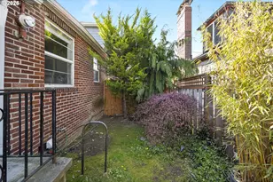 6504 N Commercial Ave, Portland, OR 97217 - Photo 35