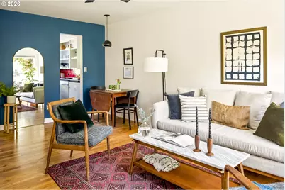 6504 N Commercial Ave #2, Portland, OR 97217 - Photo 9