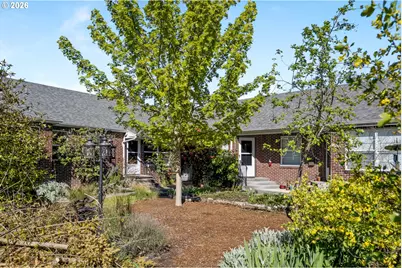 6504 N Commercial Ave #2, Portland, OR 97217 - Photo 39