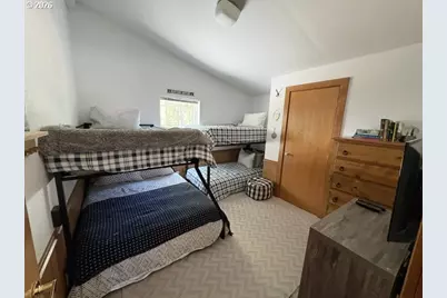142015 Blue Sky Way, Crescent Lake, OR 97733 - Photo 21