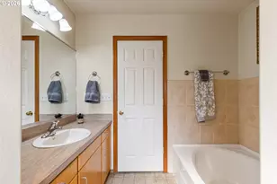 111 SW Quinney Pl, Pendleton, OR 97801 - Photo 19