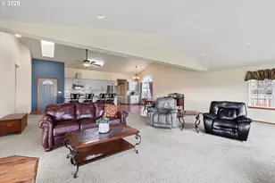 111 SW Quinney Pl, Pendleton, OR 97801 - Photo 15