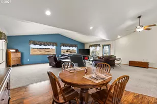 111 SW Quinney Pl, Pendleton, OR 97801 - Photo 11
