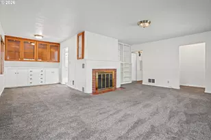 890 E 22nd Ave, Eugene, OR 97405 - Photo 3