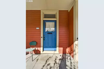 237 239 NE Graham St, Portland, OR 97212 - Photo 3