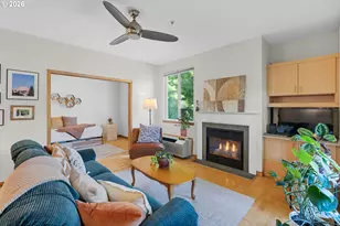2024 SW Howards Way, Portland, OR 97201 - Photo 5