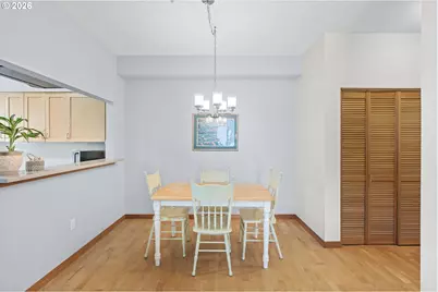2024 SW Howards Way #405, Portland, OR 97201 - Photo 7