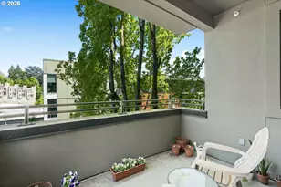 2024 SW Howards Way, Portland, OR 97201 - Photo 23