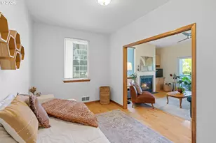 2024 SW Howards Way, Portland, OR 97201 - Photo 17