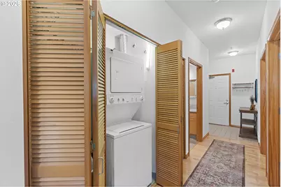 2024 SW Howards Way #405, Portland, OR 97201 - Photo 21