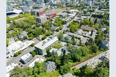 2024 SW Howards Way #405, Portland, OR 97201 - Photo 37