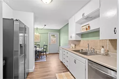 411 NW 9th St, Pendleton, OR 97801 - Photo 13