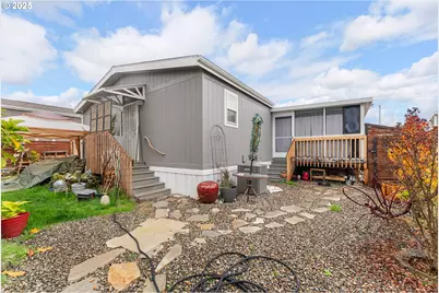 222 NW Broc Dr, Winston, OR 97496 - Photo 1