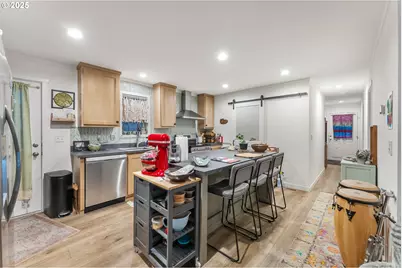 222 NW Broc Dr, Winston, OR 97496 - Photo 7