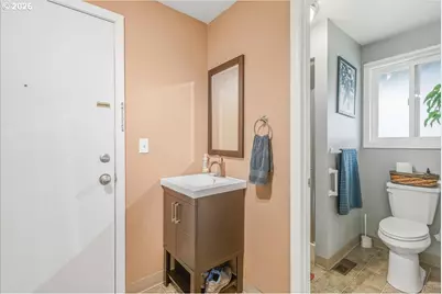 1135 SW 1st Ave, Mill City, OR 97360 - Photo 17