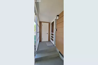 76376 River Rd, Oakridge, OR 97463 - Photo 31