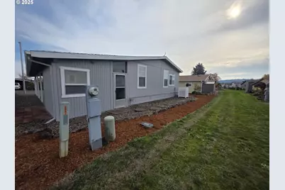 1402 Pioneer Way, Forest Grove, OR 97116 - Photo 25