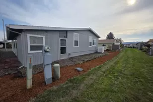 1402 Pioneer Way, Forest Grove, OR 97116 - Photo 25