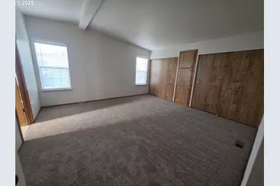 1402 Pioneer Way, Forest Grove, OR 97116 - Photo 21