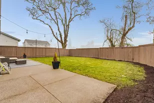 1663 NW Edgar St, McMinnville, OR 97128 - Photo 39