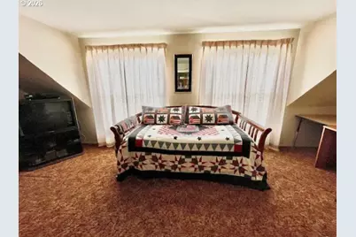 280 Water St, Heppner, OR 97836 - Photo 29