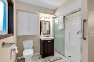 3909 NE 135th Ave, Portland, OR 97230 - Photo 29