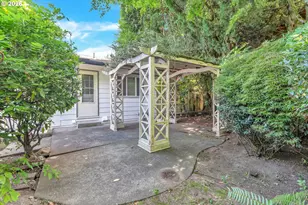 3909 NE 135th Ave, Portland, OR 97230 - Photo 41