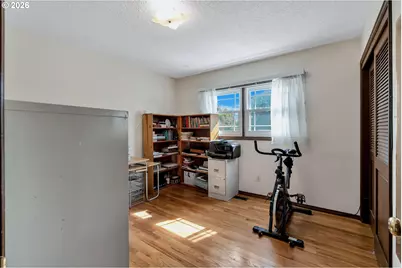 3909 NE 135th Ave, Portland, OR 97230 - Photo 19
