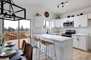 523 Roosevelt St, Oregon City, OR 97045 - Photo 7