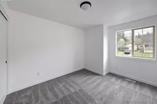 523 Roosevelt St, Oregon City, OR 97045 - Photo 11