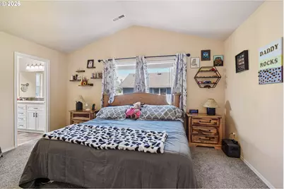 40348 Therese St, Sandy, OR 97055 - Photo 17