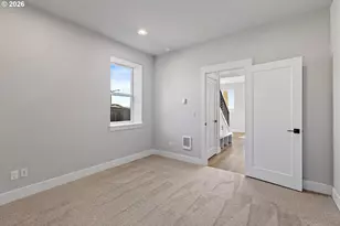 12159 SW Autumnview St, Tigard, OR 97224 - Photo 9