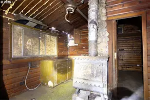 9020 Elk Creek Rd, Trail, OR 97541 - Photo 27