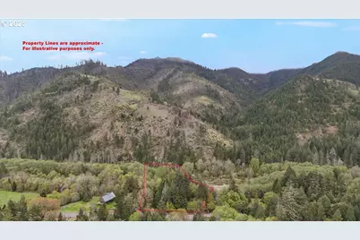 9020 Elk Creek Rd, Trail, OR 97541 - Photo 25