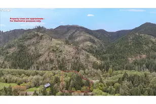 9020 Elk Creek Rd, Trail, OR 97541 - Photo 25