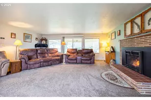 190 Hunsaker Ln, Eugene, OR 97404 - Photo 7