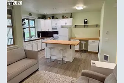 37071 Dubarko Rd #8, Sandy, OR 97055 - Photo 3