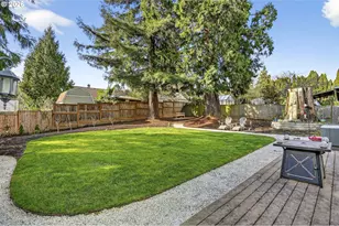 242 NW Ione St, Dundee, OR 97115 - Photo 31